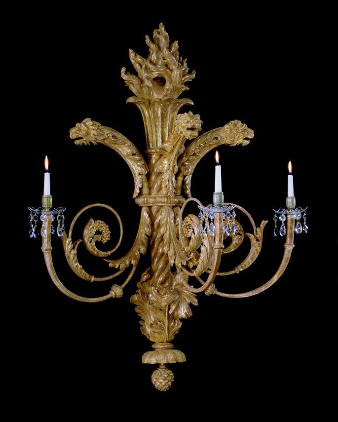 A PAIR OF REGENCY CARVED GILTWOOD WALL LIGHTS | MasterArt